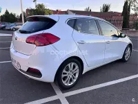 Usado Kia Ceed 100 CV (73 kW) 2014 Blanco Utilitario