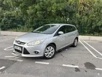 Usado Ford Focus Trend 115 CV (84 kW) 2012 Gris / plata Familiar