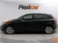 Usado Peugeot 308 Active 110 CV (80 kW) 2021 Negro