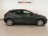 Usado Seat Ibiza FR 110 CV (80 kW) 2023 Gris Utilitario