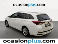 Usado Toyota Auris Active 136 CV (100 kW) 2016 Blanco Familiar