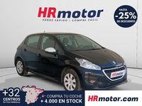 Usado Peugeot 208 68 CV (50 kW) 2015 Negro Utilitario
