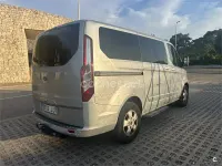 Usado Ford 300 Titanium 155 CV (114 kW) 2015 Gris / plata Monovolumen