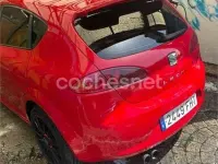 Usado Seat Leon Reference 140 CV (102 kW) 2006 Rojo Utilitario