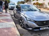 Usado Peugeot 308 Allure 180 CV (132 kW) 2022 Gris / plata Berlina