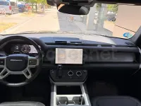Usado Land Rover Defender SE 249 CV (183 kW) 2024 Negro SUV
