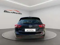 Usado Opel Insignia Selective 136 CV (100 kW) 2019 Azul Familiar