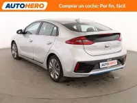 Usado Hyundai Ioniq 141 CV (103 kW) 2016 Gris Utilitario