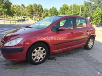 Usado Peugeot 307 110 CV (80 kW) 2003 Rojo Berlina