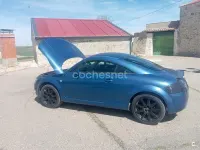 Begagnad Audi TT 180 HK (132 kW) 1999 Blå Sportkupé
