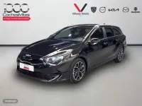 Usado Kia Ceed Sportswagon Style 100 CV (73 kW) 2025 Negro Familiar