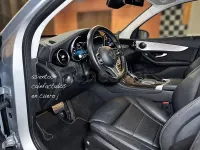 Usado Mercedes GLC300e 320 CV (235 kW) 2022 Gris / plata SUV