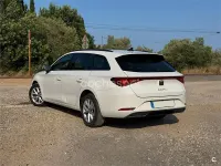 Usado Seat Leon Style 150 CV (110 kW) 2022 Blanco Familiar
