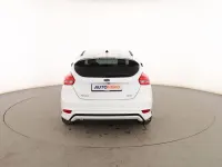 Usado Ford Focus ST-Line 125 CV (91 kW) 2017 Blanco Berlina