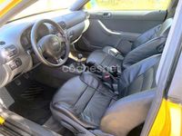 Usado Audi A3 Attraction 150 CV (110 kW) 1998 Amarillo Utilitario