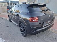 Usado Citroën C4 Cactus Shine 100 CV (73 kW) 2015 Negro Utilitario