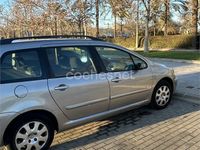 Usado Peugeot 307 90 CV (66 kW) 2005 Gris / plata Familiar