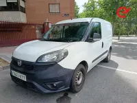Usado Fiat Doblò 95 CV (69 kW) 2019 Blanco Monovolumen