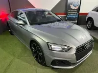 Usado Audi A5 Sportback Advanced 150 CV (110 kW) 2020 Gris Utilitario