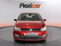Usado VW Polo 90 CV (66 kW) 2017 Naranja Berlina