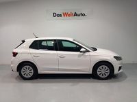 Usado Skoda Fabia Active 80 CV (58 kW) 2022 Blanco