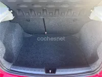 Usado Seat Ibiza Style 90 CV (66 kW) 2011 Rojo Berlina