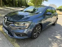 Usado Renault Mégane IV Bose Edition 110 CV (80 kW) 2016 Azul Berlina