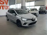 Usado Renault Clio V Techno 140 CV (102 kW) 2021 Gris / plata Berlina
