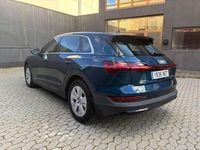 Usado Audi e-tron 300 kW (408 CV) 2020 Azul SUV