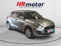 Usado Suzuki Swift 83 CV (61 kW) 2023 Gris Utilitario