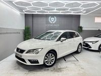 Usado Seat Leon Style 130 CV (95 kW) 2020 Blanco Familiar