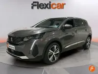 Usado Peugeot 5008 Allure 130 CV (95 kW) 2021 Gris SUV