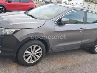 Usado Nissan Qashqai Premium Edition 110 CV (80 kW) 2014 Gris / plata SUV