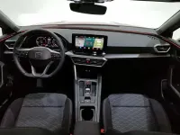 Usado Seat Leon FR 204 CV (150 kW) 2024 Rojo Berlina