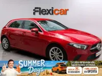 Usado Mercedes A180 109 CV (80 kW) 2020 Rojo Utilitario