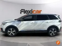 Usado Peugeot 5008 Allure 130 CV (95 kW) 2018 Blanco SUV