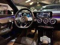 Usado Mercedes CLA200 Shooting Brake 150 CV (110 kW) 2022 Gris Familiar