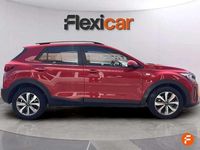 Usado Kia Stonic 101 CV (74 kW) 2022 Rojo SUV