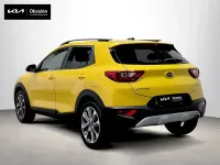 Usado Kia Stonic 120 CV (88 kW) 2017 Amarillo SUV