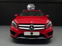 Usado Mercedes GLA200 AMG line 136 CV (100 kW) 2016 Rojo SUV