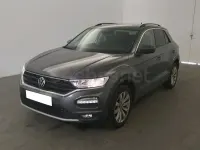 Usado VW T-Roc Advance 150 CV (110 kW) 2021 Gris / plata SUV