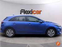 Usado Kia Ceed 100 CV (73 kW) 2022 Azul Utilitario