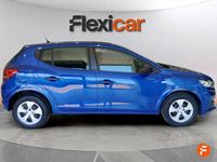 Usado Dacia Sandero Comfort 67 CV (49 kW) 2021 Azul Utilitario