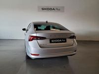 Usado Skoda Octavia Style 204 CV (150 kW) 2022 Gris plata Berlina