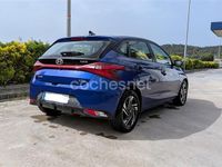 Usado Hyundai i20 100 CV (73 kW) 2022 Azul Utilitario