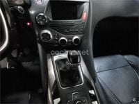 Usado Citroën DS5 120 CV (88 kW) 2014 Violeta / lila Utilitario