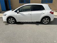 Usado Toyota Auris Active 126 CV (92 kW) 2011 Blanco Utilitario