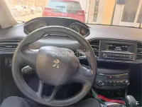 Usado Peugeot 308 Access 82 CV (60 kW) 2015 Blanco Berlina