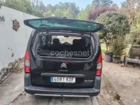 Usado Citroën Berlingo Feel 100 CV (73 kW) 2017 Negro Monovolumen