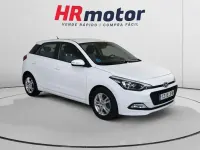 Usado Hyundai i20 90 CV (66 kW) 2015 Blanco Utilitario
